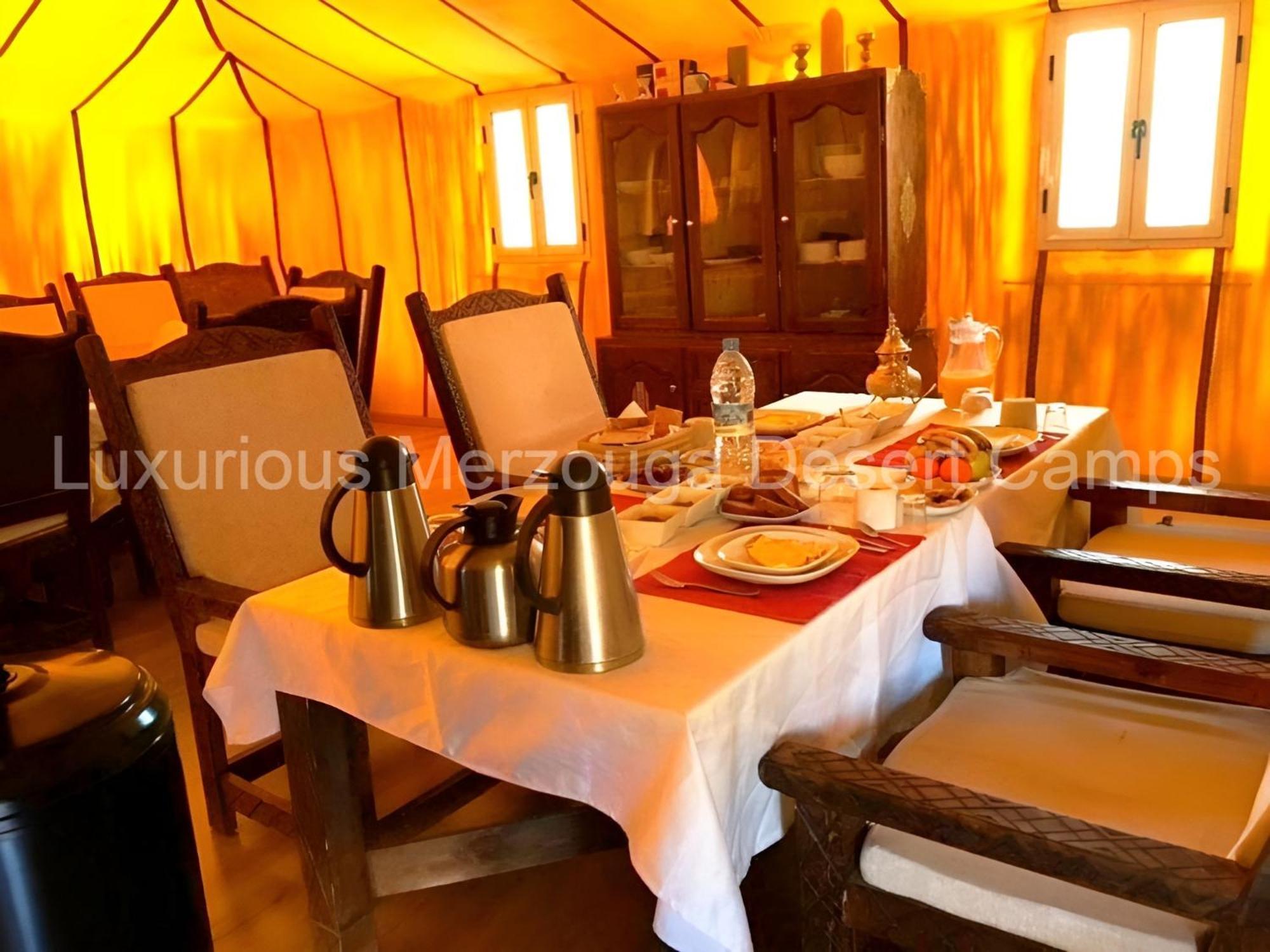 Luxurious Merzouga Desert Camp Extérieur photo